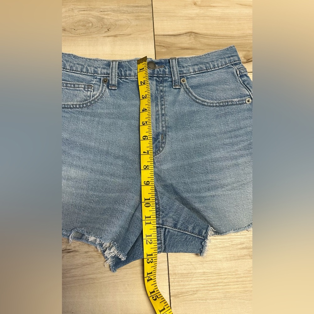 New Universal Thread Shorts - Picture 4 of 7